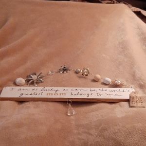 World's greatest mom plaque